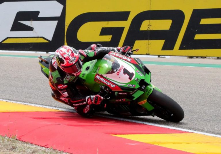 Jonathan Rea vence corrida de ‘superpole’ nas Superbikes e reforça liderança