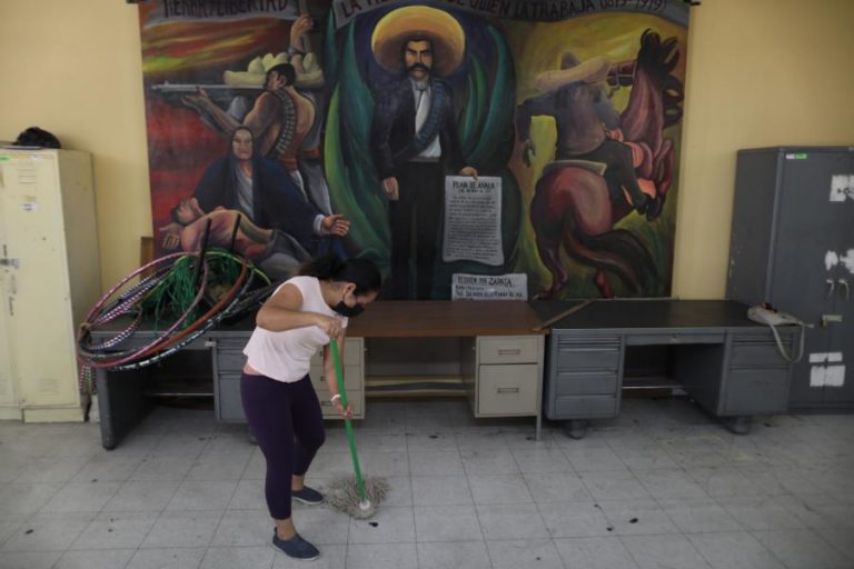 Covid-19: México com 272 mortos e 2.932 casos no último dia