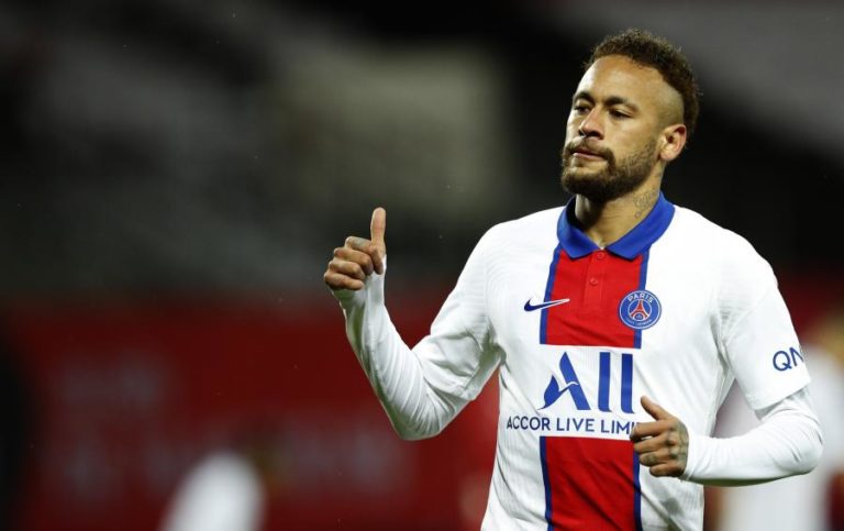 Neymar refuta que Nike tenha rompido contrato por não colaborar em investigação