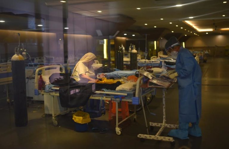 Covid-19: Índia com menos de 200 mil casos pela segunda vez esta semana