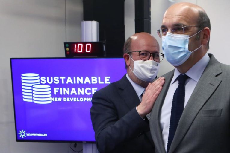 UE/Presidência: Descarbonização e capacidade competitiva da economia têm de andar a par – ministro