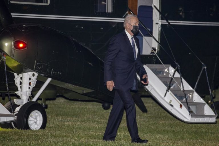Covid-19: Biden quer relatório dos serviços secretos sobre origem do vírus dentro de 90 dias