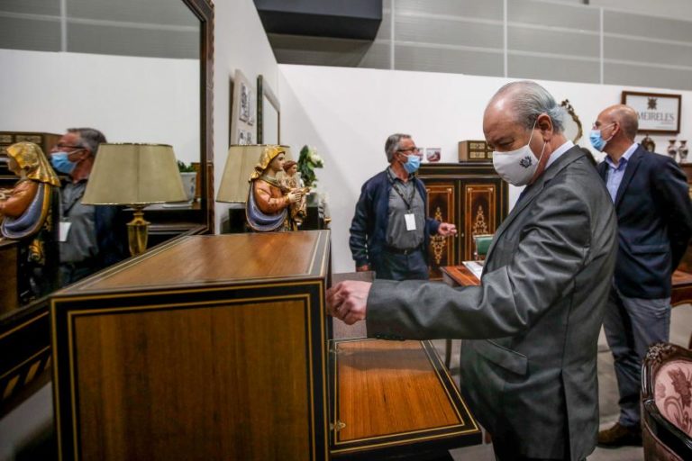 “PSD para ser poder não tem de se deslocar nem para direita nem para a esquerda”, diz Rui Rio