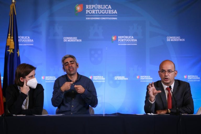 Covid-19: Governo pede mais cuidado aos portugueses com matriz a aproximar-se do amarelo