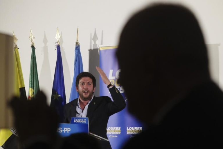 Chega/Congresso: Líder do CDS-PP diz que partido será representado por dirigentes locais