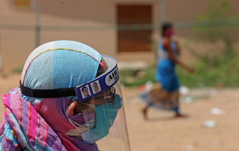 Covid-19: Índia com 165 mil casos, valor mais baixo em 46 dias