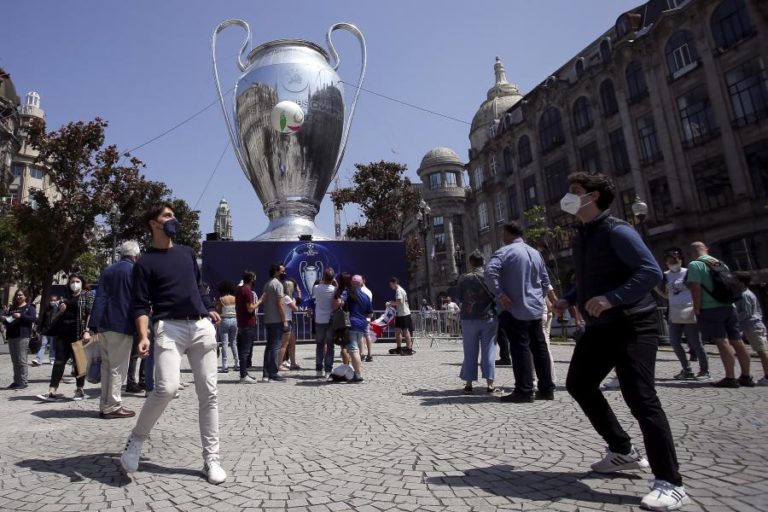 Vitória considera inaceitável eventos sem público após final da Liga dos Campeões