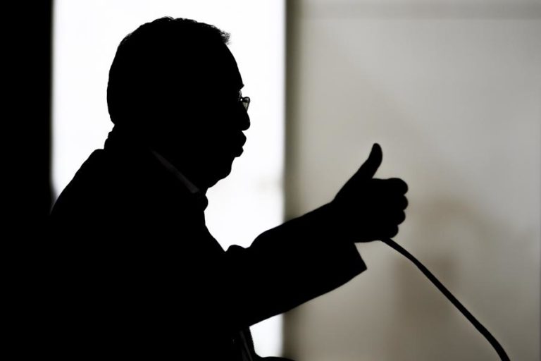 LC: Champions “não correu bem”, mas Costa evitar falar de “consequências políticas”
