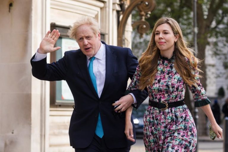 Downing Street confirma que Boris Johnson se casou com Carrie Symonds