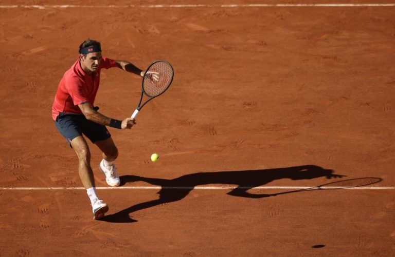 Roland Garros: Roger Federer apura-se para a segunda ronda