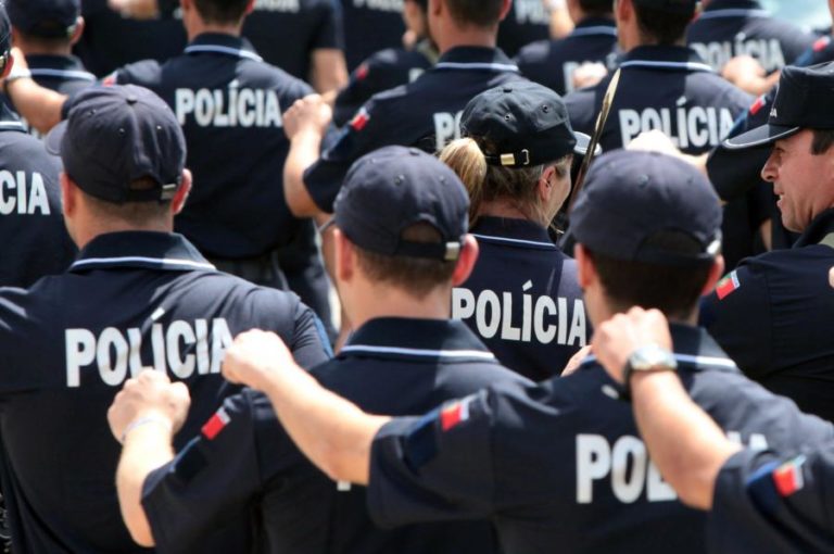 PSP faz buscas em residências em vários distritos relacionadas com grupo criminoso e violento