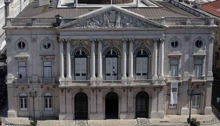 Covid-19: Câmara de Lisboa decide que não há arraiais populares este ano