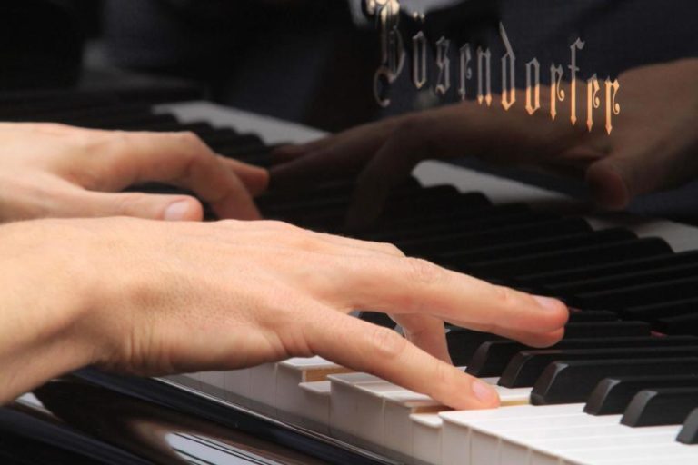 Kovacevich, Hopkinson Smith e Alfred Brendel no regresso do Festival de Música dos Capuchos