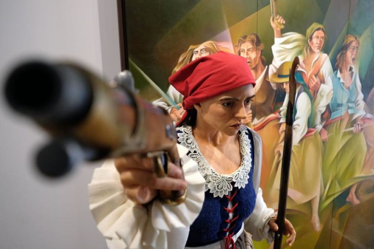 Exposição “As 7 Mulheres do Minho” junta sete artistas à luta intemporal de Maria da Fonte