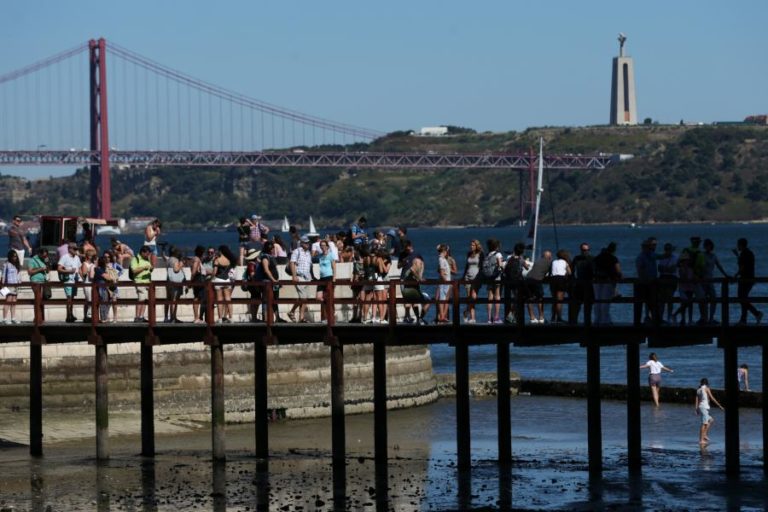 Lisboa foi a 4.ª cidade mais procurada e Portugal o 5.º país nas plataformas de reserva turística