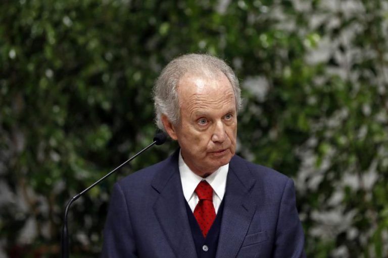 Governo atribui medalha de mérito cultural a Ilídio Pinho