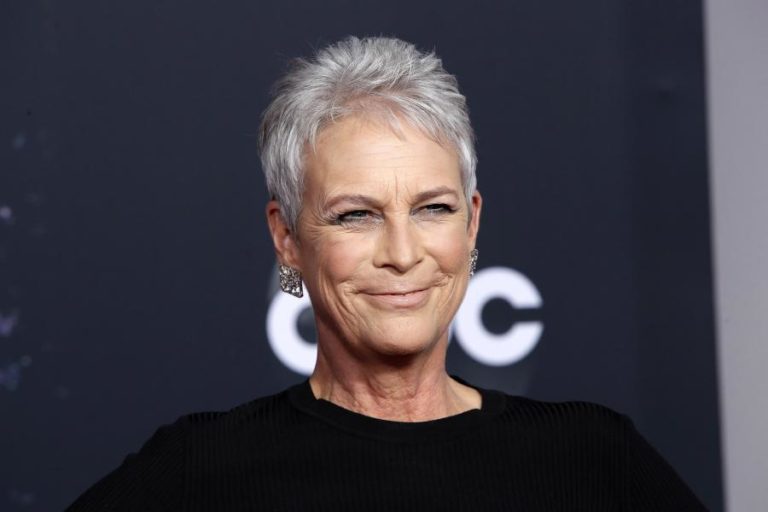 Atriz Jamie Lee Curtis recebe Leão de Ouro de carreira no Festival de Veneza