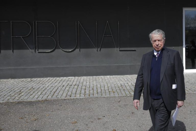 BES: Relação rejeita pedido de recusa da juíza do BESA/Eurofin e considera invocações de Salgado “graves”