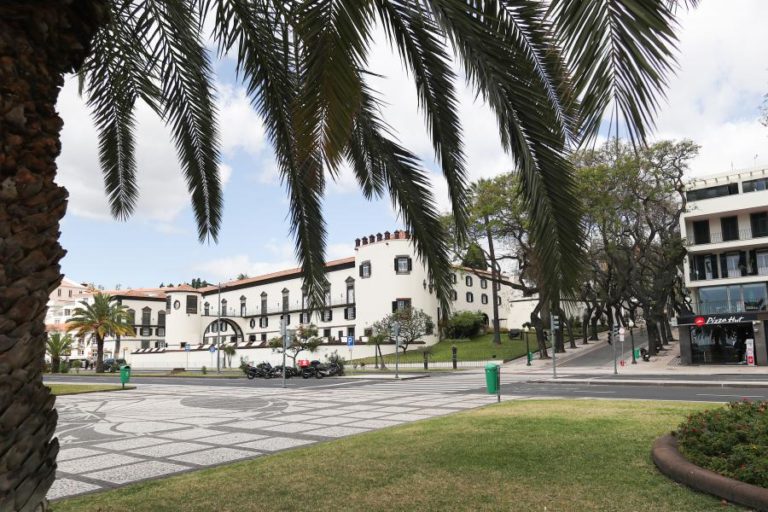 Covid-19: Madeira regista três novos casos de transmissão local