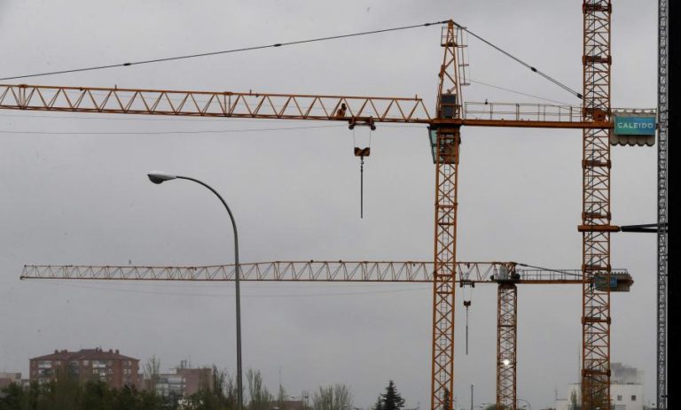 Produção na construção com 1.º aumento do ano de 3,2% em abril