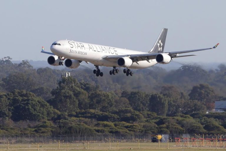 Governo sul-africano privatiza 51% da companhia aérea South African Airways