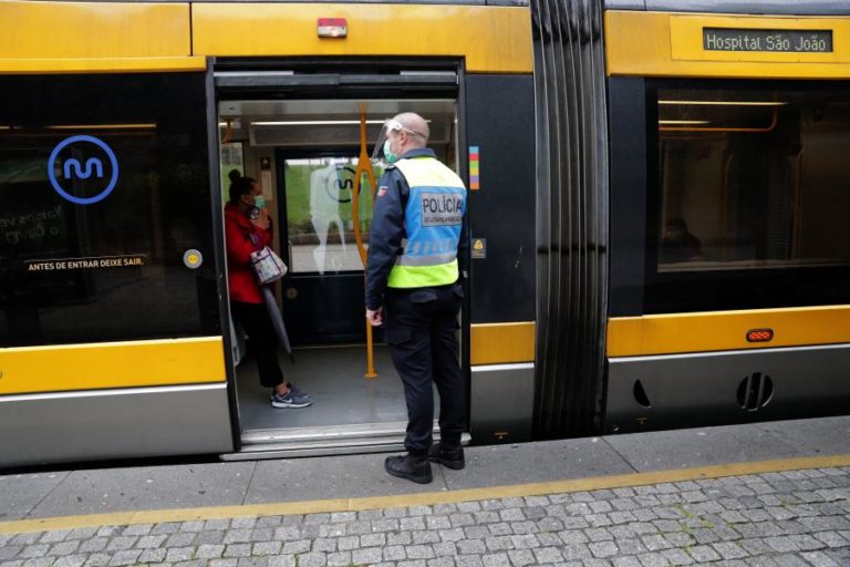 Covid-19: Metro do Porto reduz operação na noite de São João