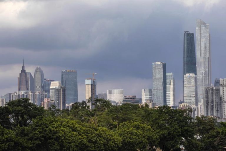 Covid-19: Província chinesa de Guangdong deteta 11 casos locais