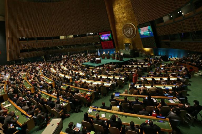Irão e RCA perdem direito de voto na Assembleia Geral da ONU por excesso de dívidas
