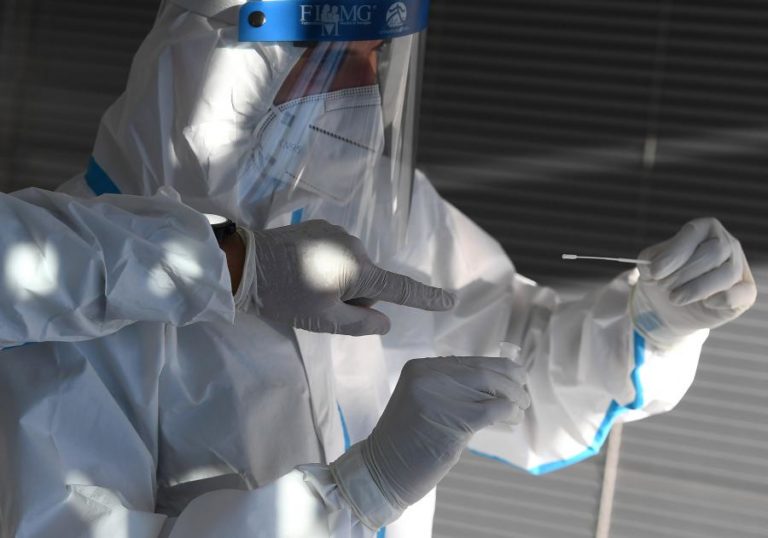 Covid-19: Federação dos Médicos denuncia apatia do Governo no combate à pandemia