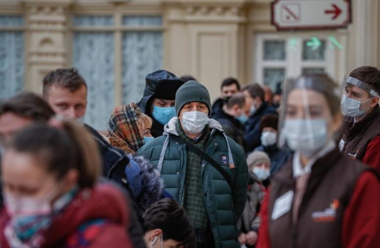 Covid-19: Rússia regista 14.723 novos casos nas últimas 24 horas