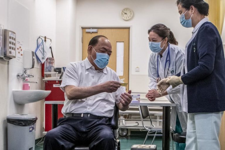 Covid-19: Macau recebe novo carregamento de vacinas da Pfizer/BioNTech no fim de semana