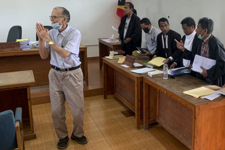 Julgamento em Timor-Leste de ex-padre volta a ser adiado devido a problemas técnicos