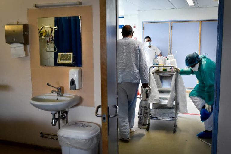 Covid-19: Portugal com 941 novos casos e três mortes