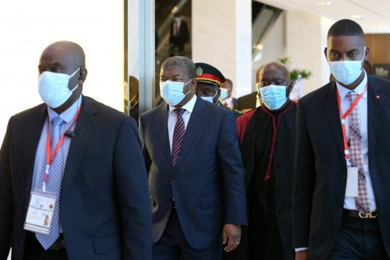 Esquema de “corrupção” na Presidência revela “fragilidade do sistema de segurança” do PR angolano – UNITA