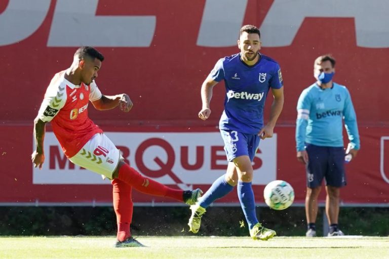 Tiago Esgaio é o primeiro reforço do Sporting de Braga