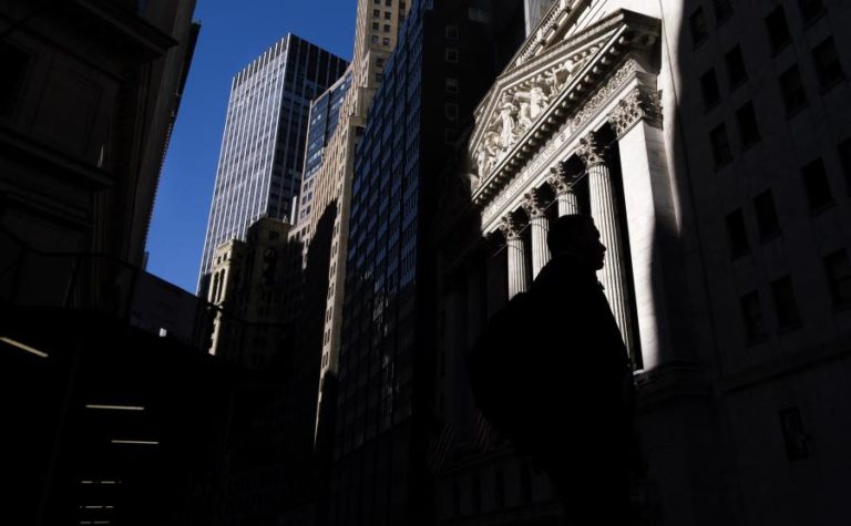 Wall Street encerra no ‘verde’ apesar da incerteza sobre política da Reserva Federal