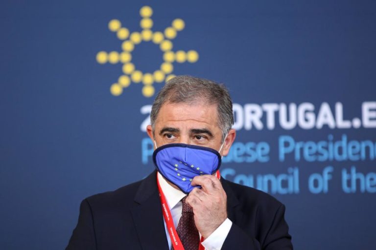 Presidente do Governo dos Açores considera um “progresso” reforço das autonomias