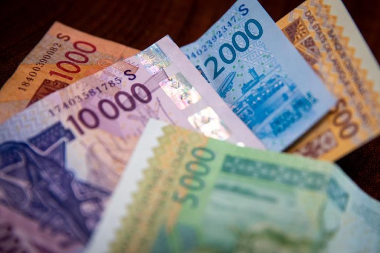 Ministério das Finanças guineense paga salários, incluindo a setores em greve