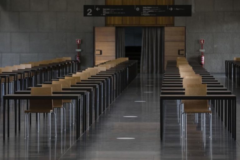 Docentes do ensino superior querem regresso das aulas presenciais em setembro