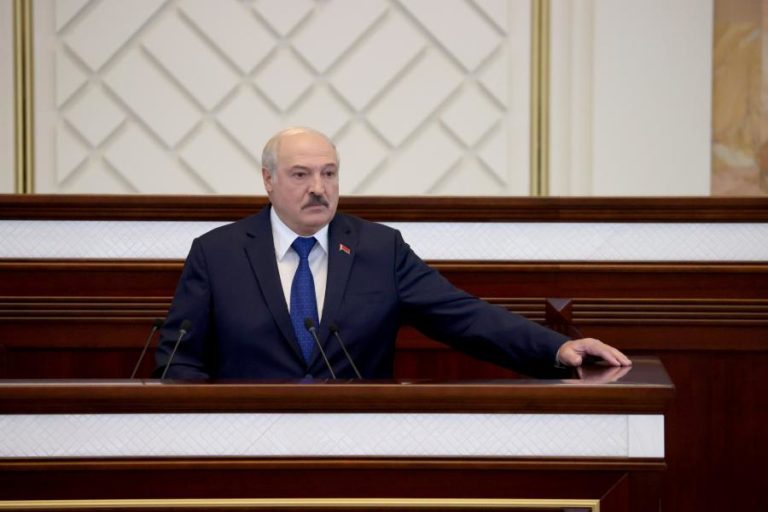 Lukashenko acusa Alemanha de “ato nazi” pelas sanções económicas
