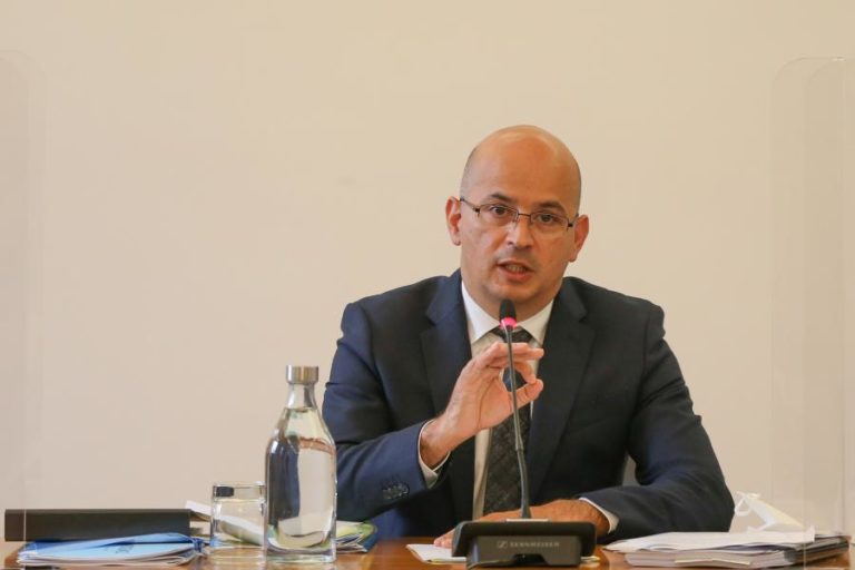 “Esperemos que não haja mais chamadas de capital” do Novo Banco — João Leão
