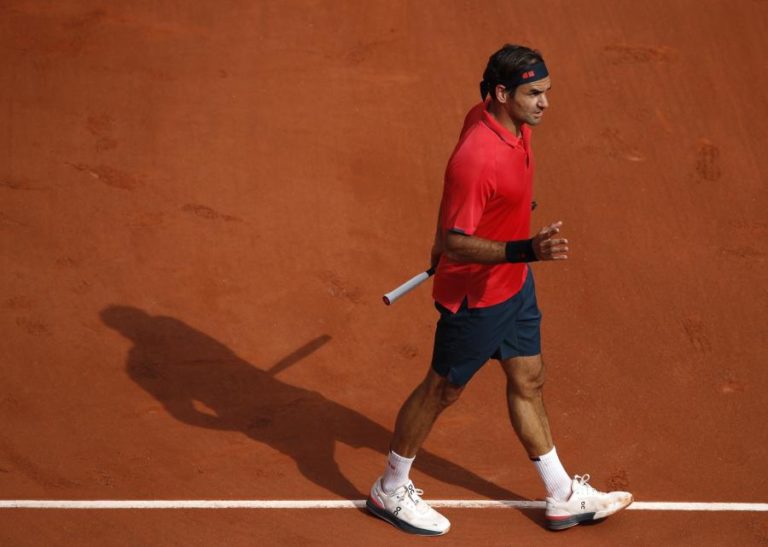 Roger Federer bate Marin Cilic e segue para a terceira ronda de Roland Garros
