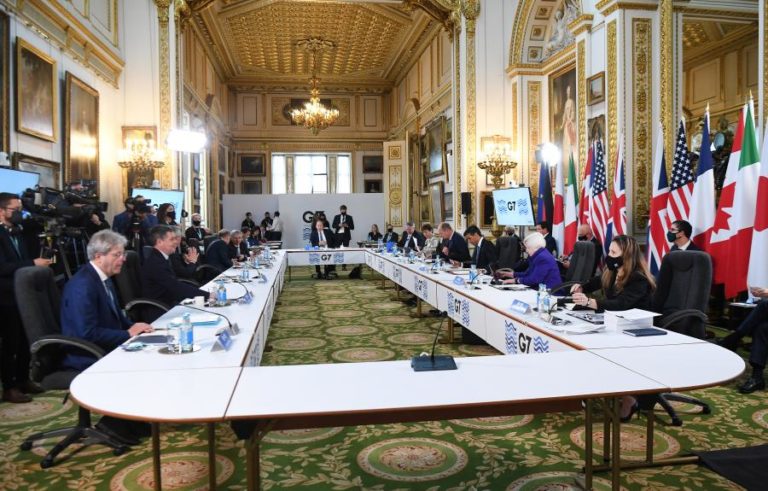 Ministros das Finanças do G7 chegam a acordo para aplicar IRC mínimo de 15%
