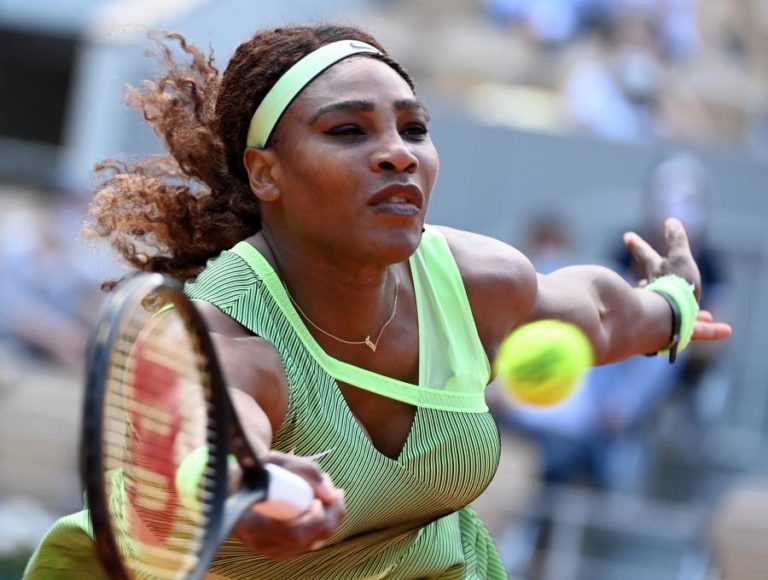 Wimbledon: Serena Williams desiste devido a lesão