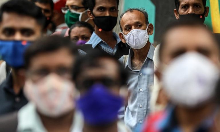 Covid-19: Pandemia já matou pelo menos 3,73 milhões de pessoas em todo o mundo