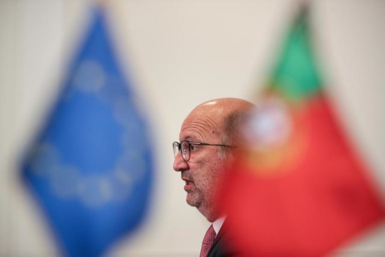 “Recursos minerais não são de nenhum município” — Ministro