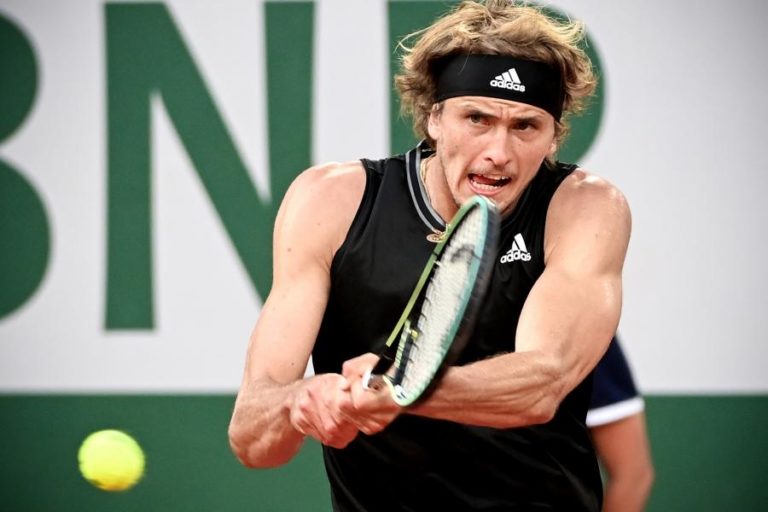 Roland Garros: Zverev apura-se pela primeira vez para as meias-finais em Paris