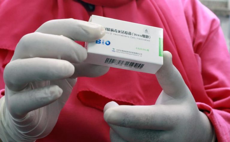 Covid-19: China envia 500 mil doses de vacina para a Guiné Equatorial
