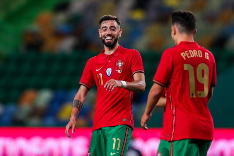 Bruno Fernandes é o jogador com mais minutos desde a retoma do futebol