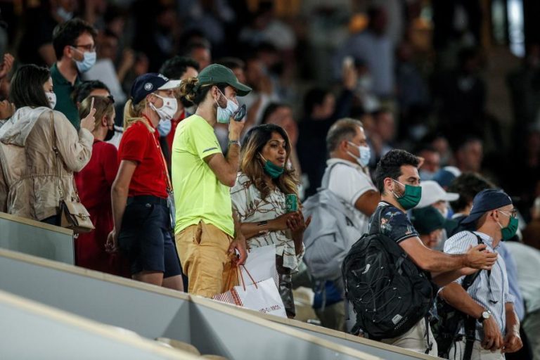 Covid-19: França com menos de 3.000 infeções e 13 mortes nas últimas 24 horas